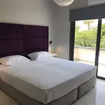 Mare Monte Seaview Boutique *